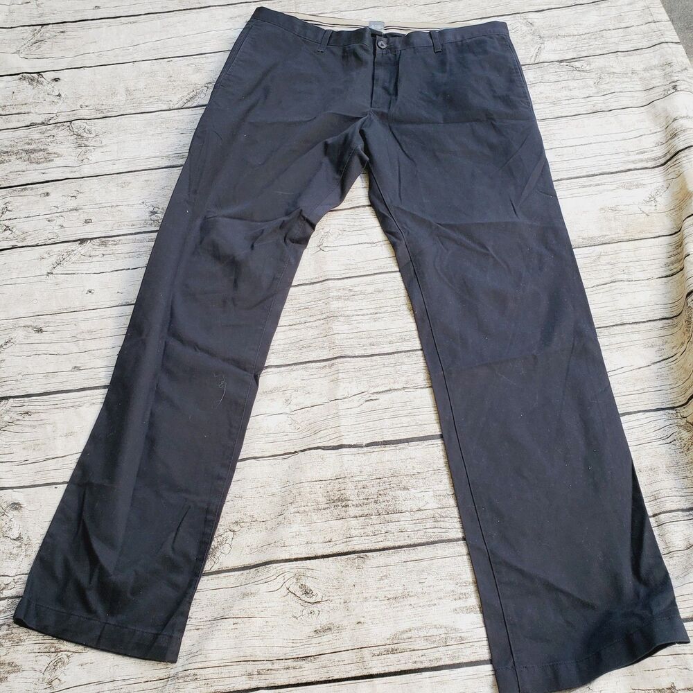Classic Gap Khakis Black Slim Fit Pants Size 38X36